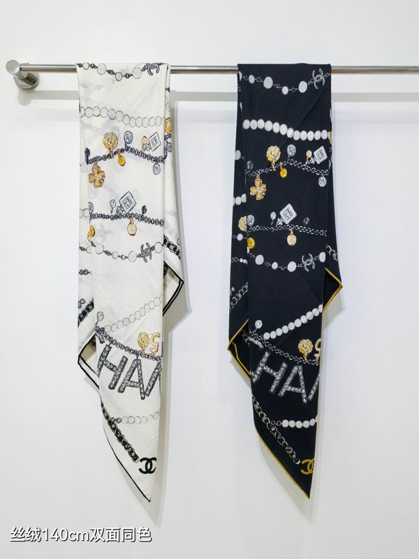 Chanel Scarf 140X140cm 70%羊绒30%真丝 E092709